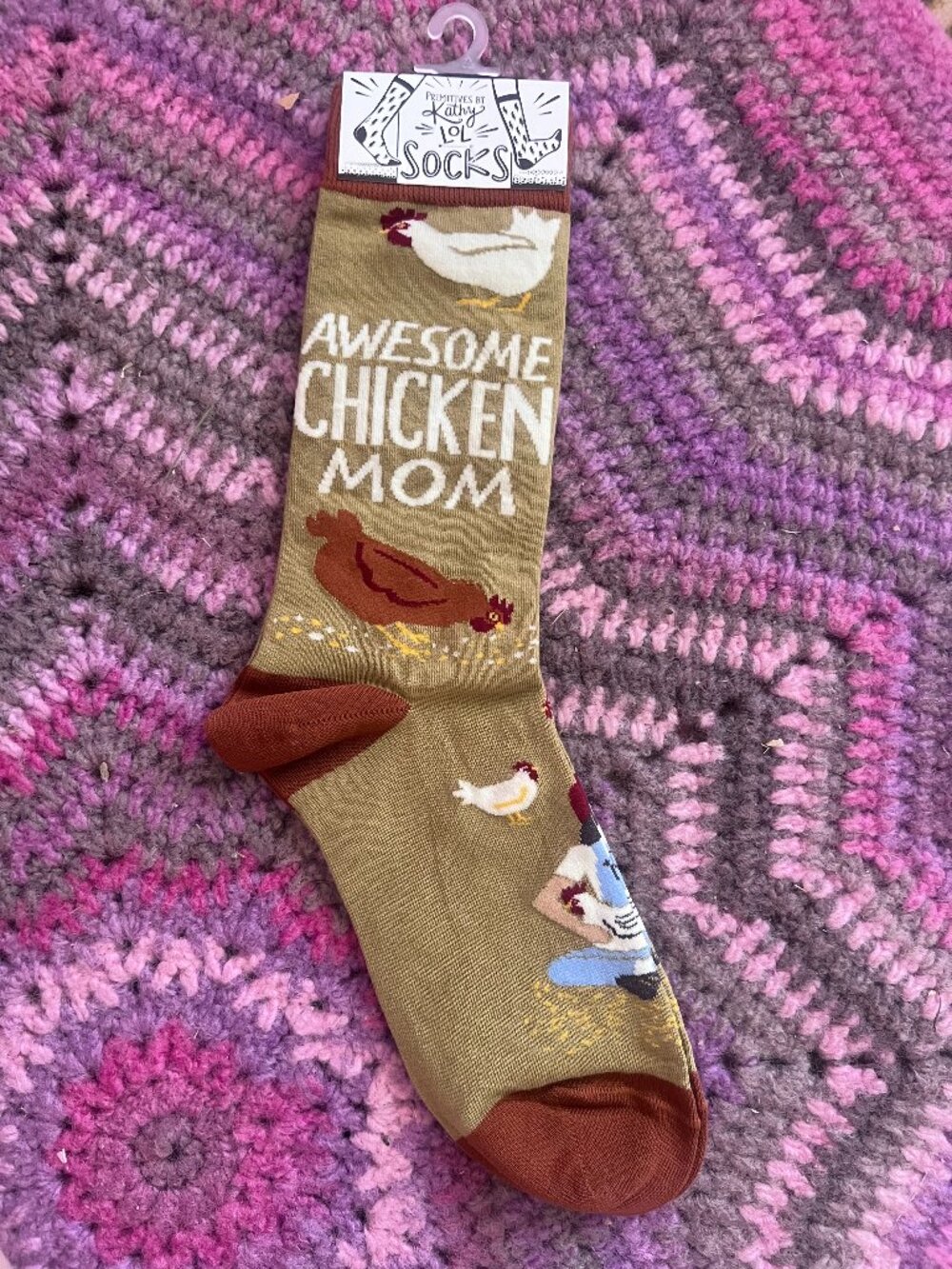 NWT Primitives by Kathy Awesome Chicken Mom Socks